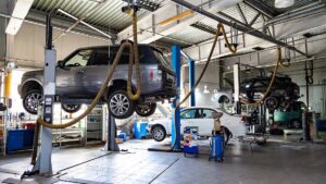 Why More Automotive Shops Are Switching to Rebuilt Engines for Luxury Vehicles